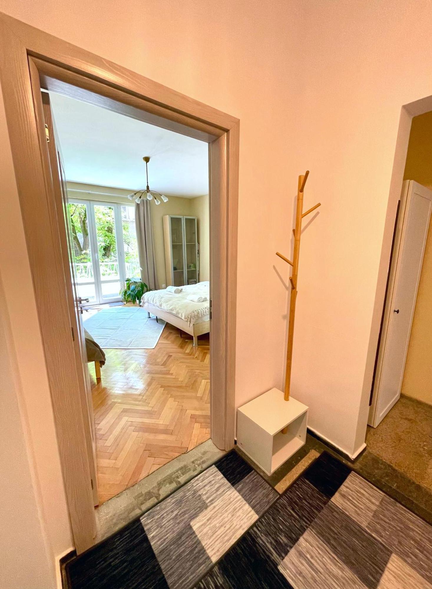 Bohemian Bright & Calm 2Br - Top Center - Private Balcony Sofia Extérieur photo