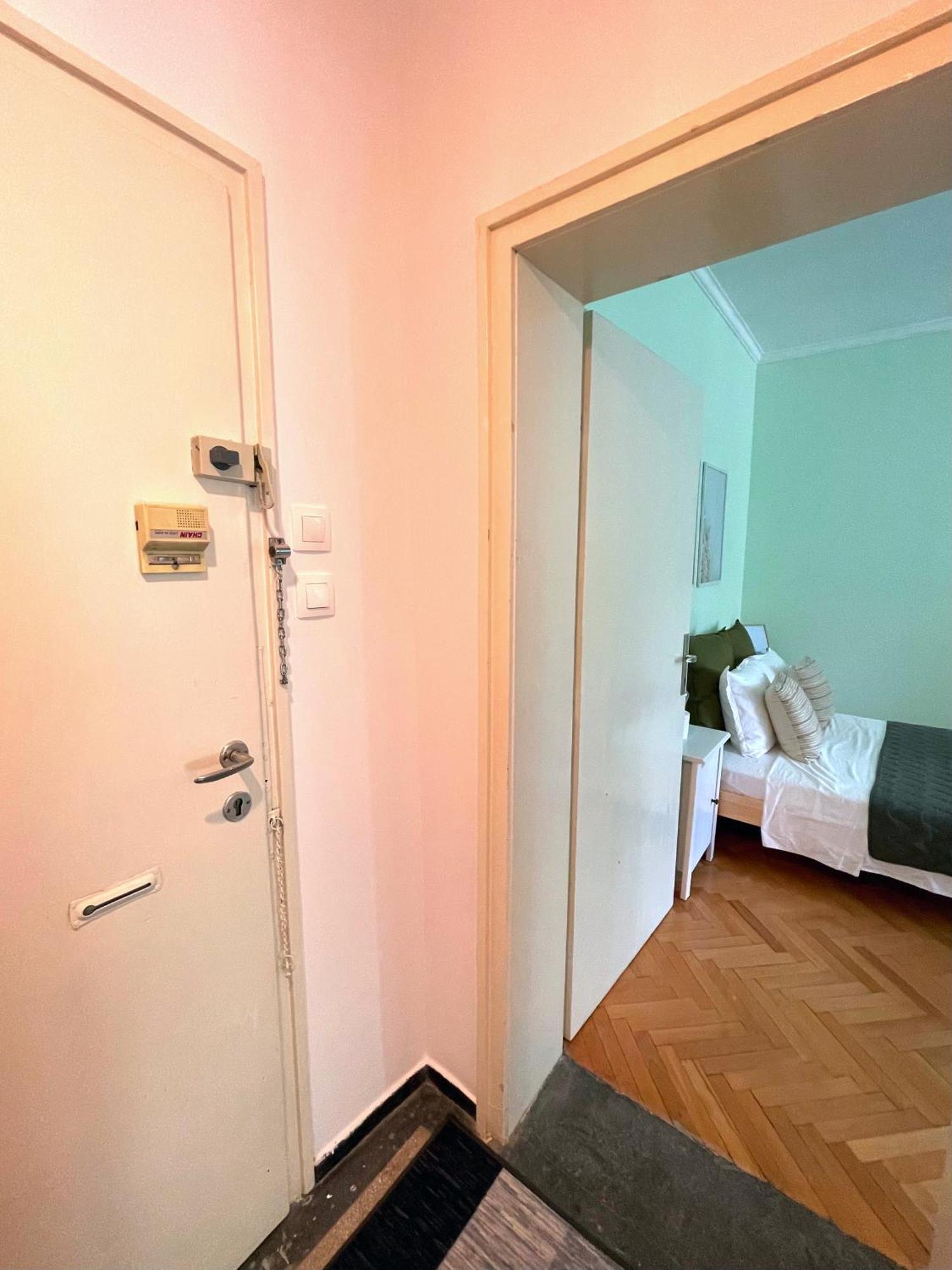 Bohemian Bright & Calm 2Br - Top Center - Private Balcony Sofia Extérieur photo