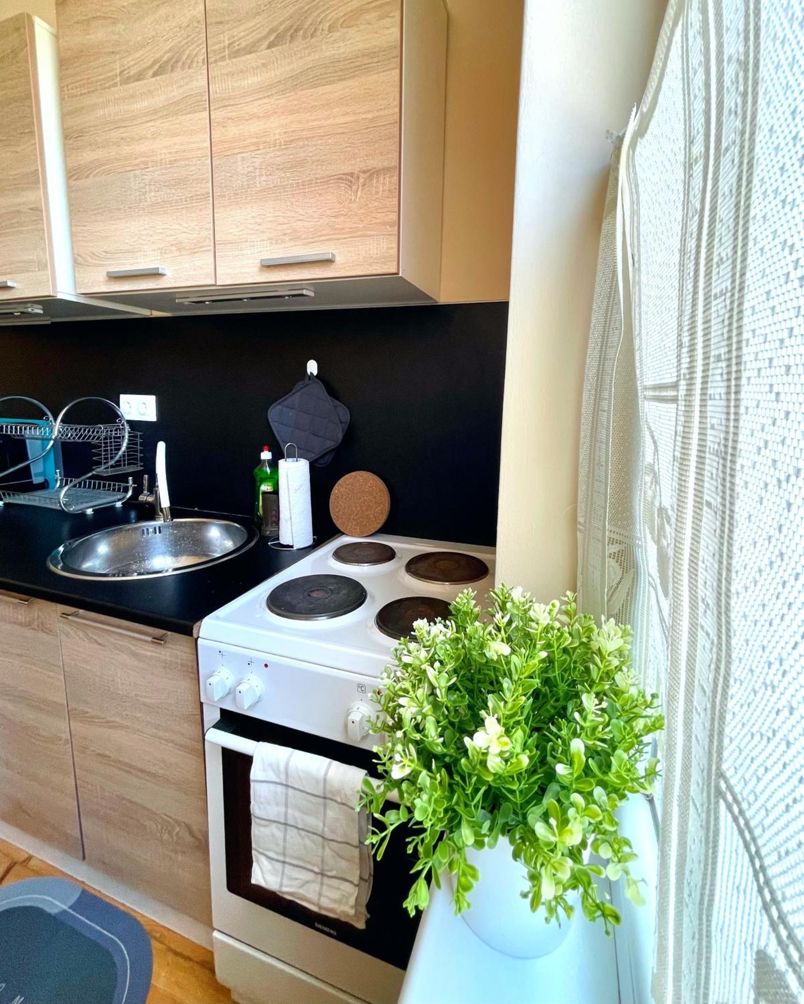 Bohemian Bright & Calm 2Br - Top Center - Private Balcony Sofia Extérieur photo